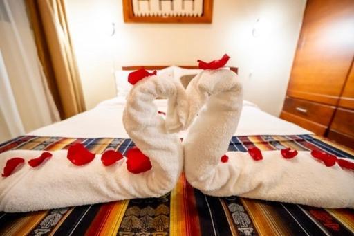 Tourist House Suites 2 オタバロ エクステリア 写真